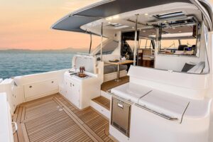2027 Riviera 465 SUV for sale - photo 7