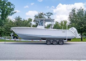 2027 Sea Hunt Gamefish 30CB for sale - photo 2