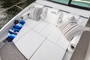 2027 Sea Ray Sundancer 320 Outboard for sale - photo 6