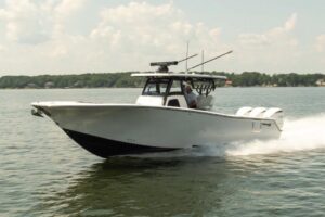 2027 Tidewater 330 CC Adventure for sale - photo 3